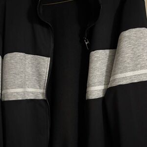 Women's Black and Gray Ski Jacket